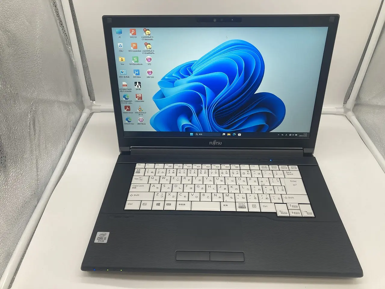 富士通 LIFEBOOK A7510/D （第10世代CPU）