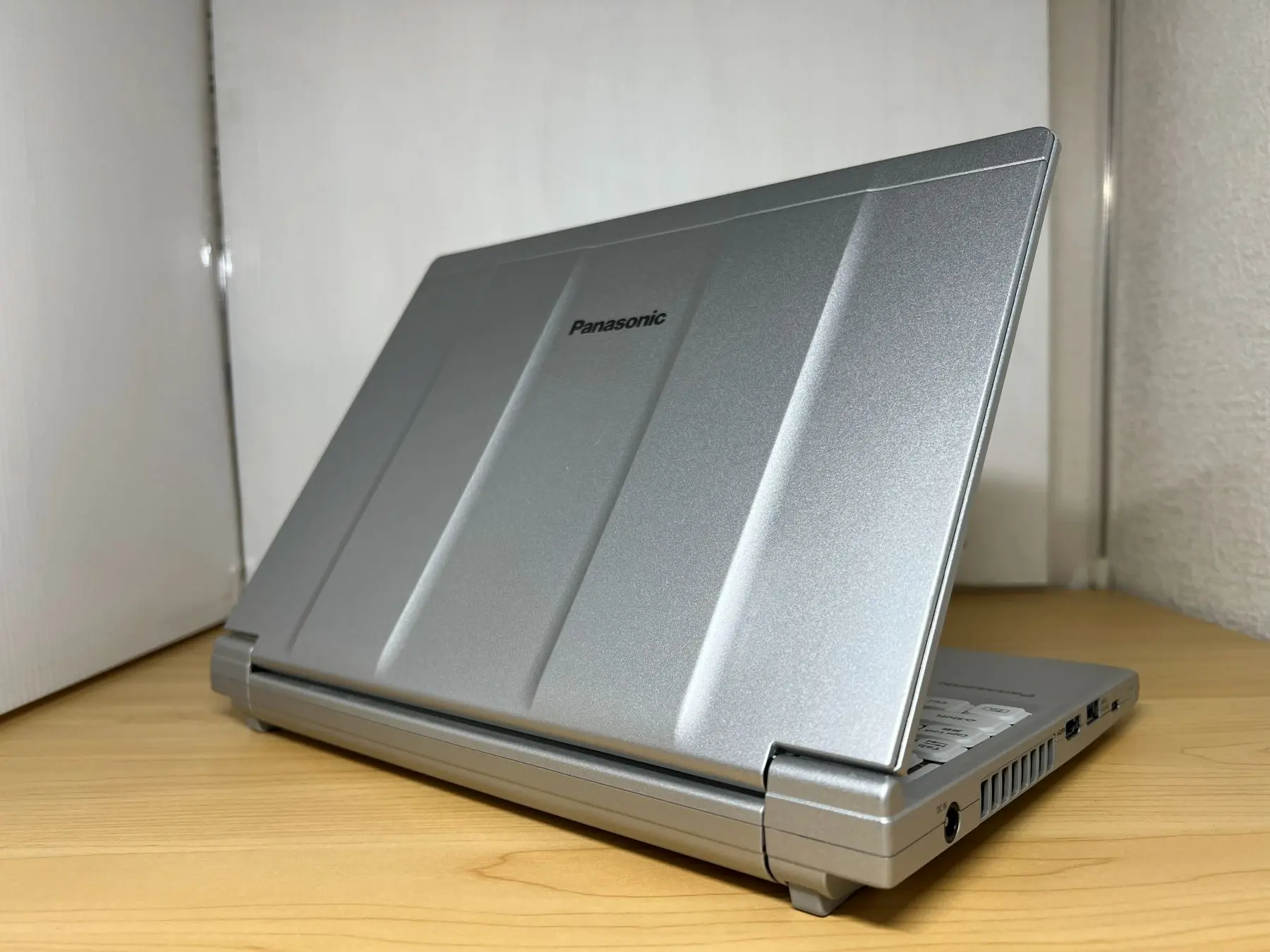 Let's note SV1(CPU： Core i5 1145G7 2.6GHz/メモリ：16GB/SSD：256GB)