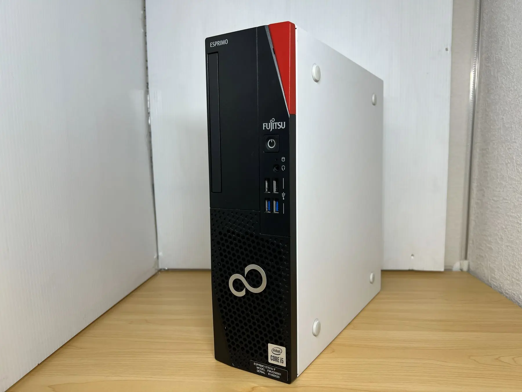 富士通 ESPRIMO D7010/F