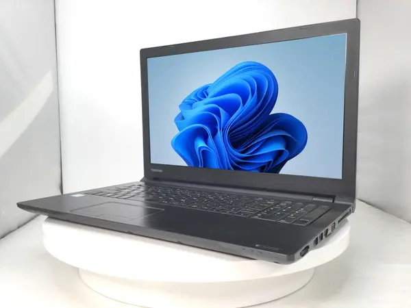 東芝 dynabook B55/M（第8世代CPU）
