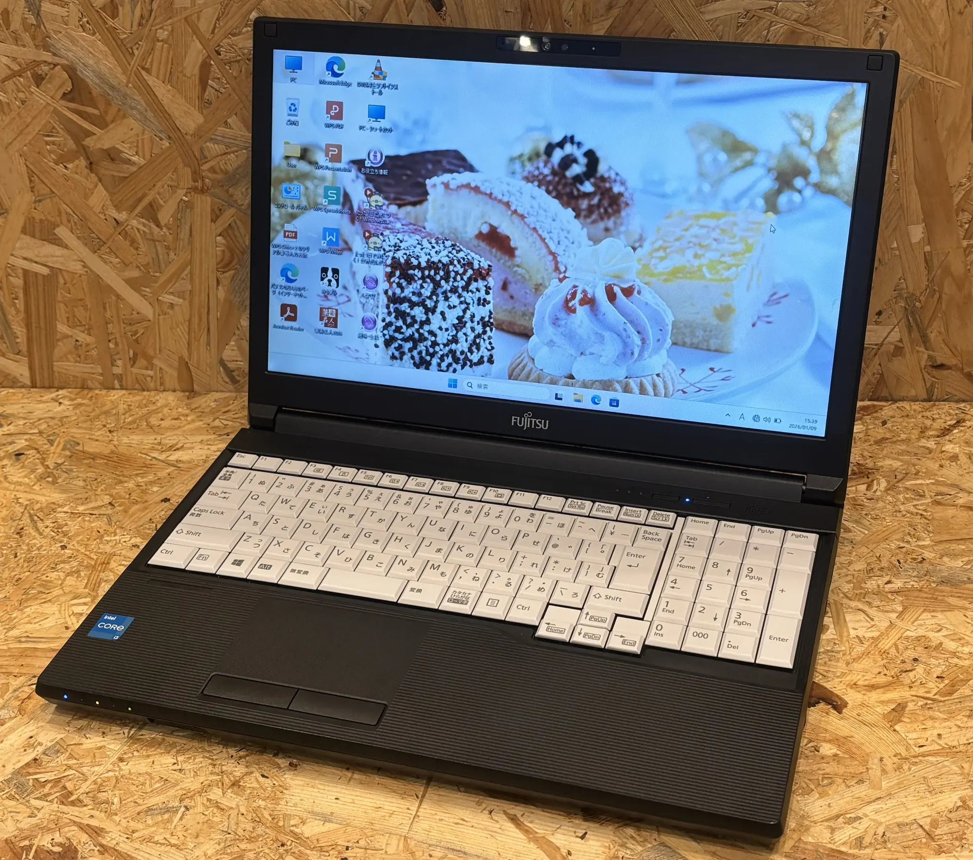 富士通 LIFEBOOK A5511/HX（第11世代CPU）