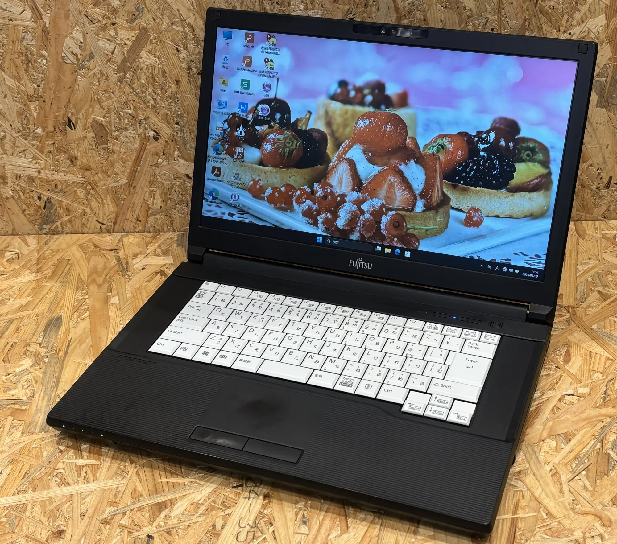 富士通 LIFEBOOK A5510/D （第10世代CPU）