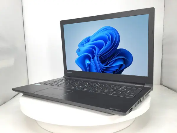 東芝 dynabook B55/M（第8世代CPU）