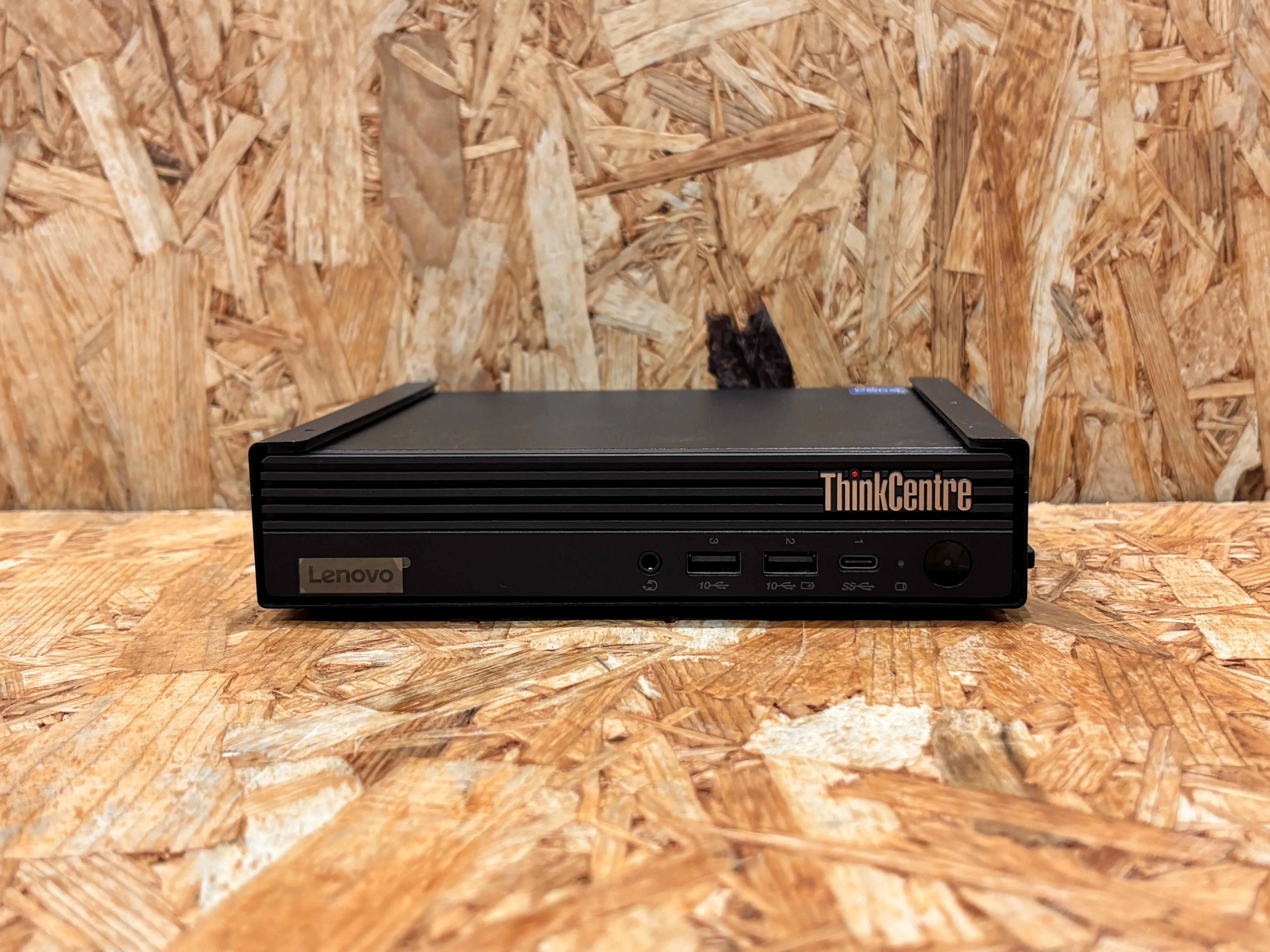 Lenovo ThinkCentre M70q Gen3（第12世代CPU）