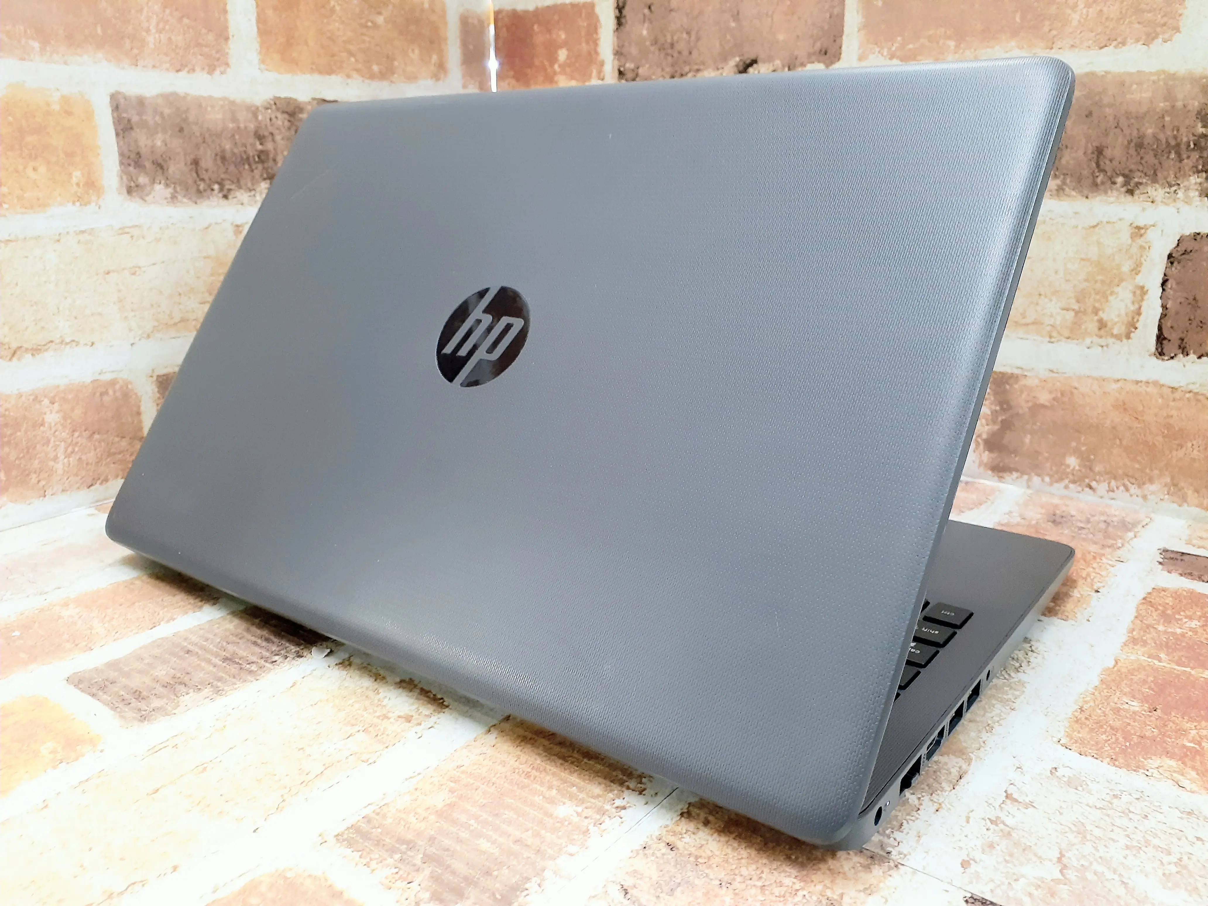 HP 250 G7