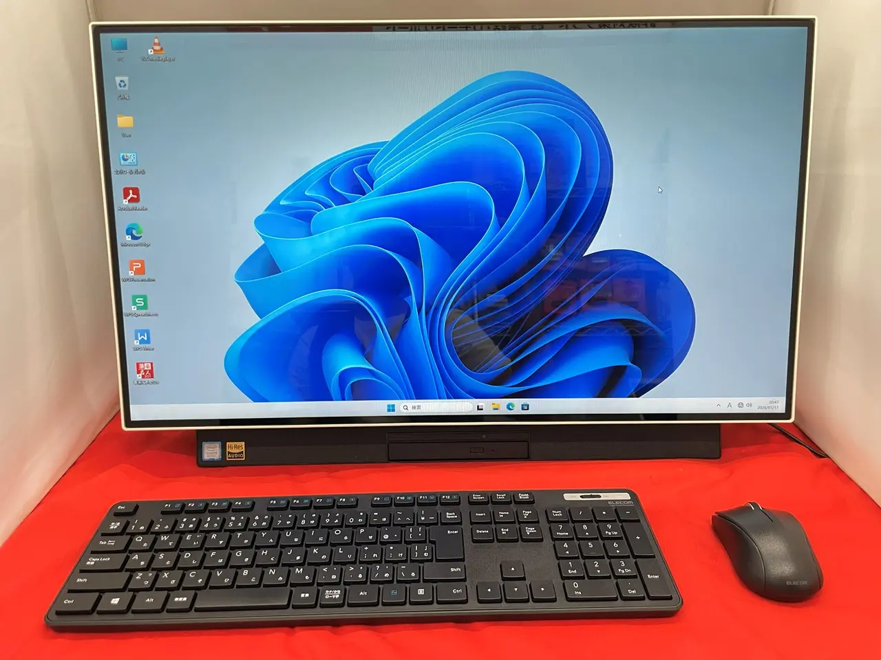 NEC LAVIE Direct PC-GD164CEGR (第8世代CPU)