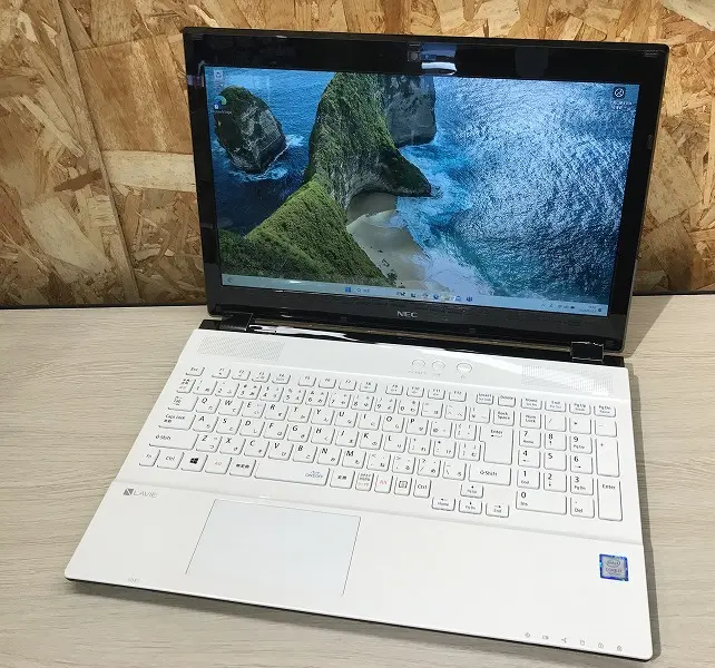 NEC LAVIE NS700/G(第7世代Corei7)
