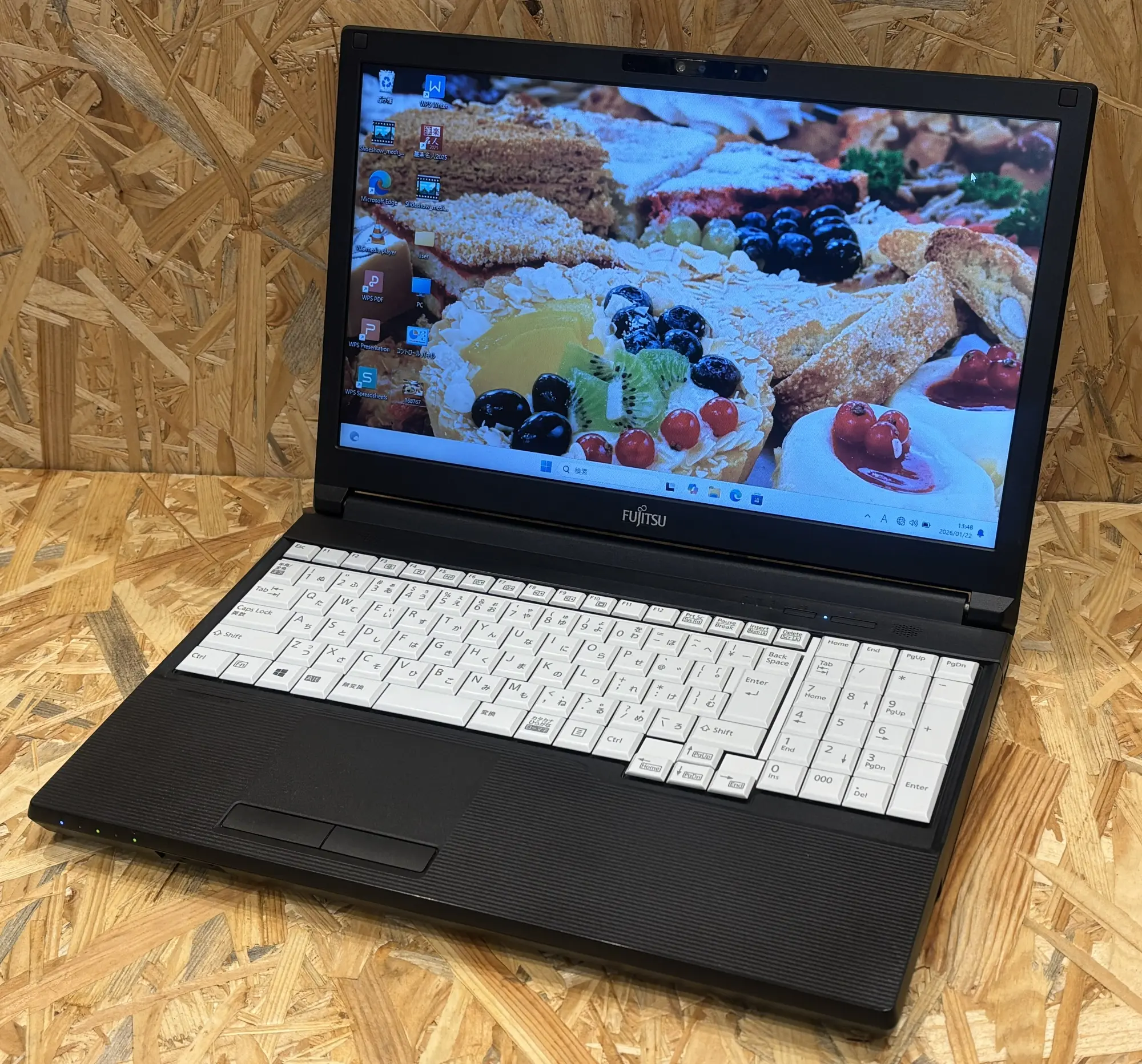 富士通 LIFEBOOK A5510/D （第10世代CPU）
