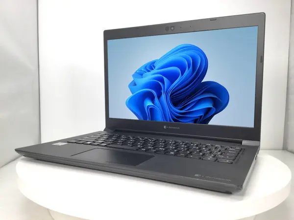 東芝 dynabook S73/FR（第10世代CPU）