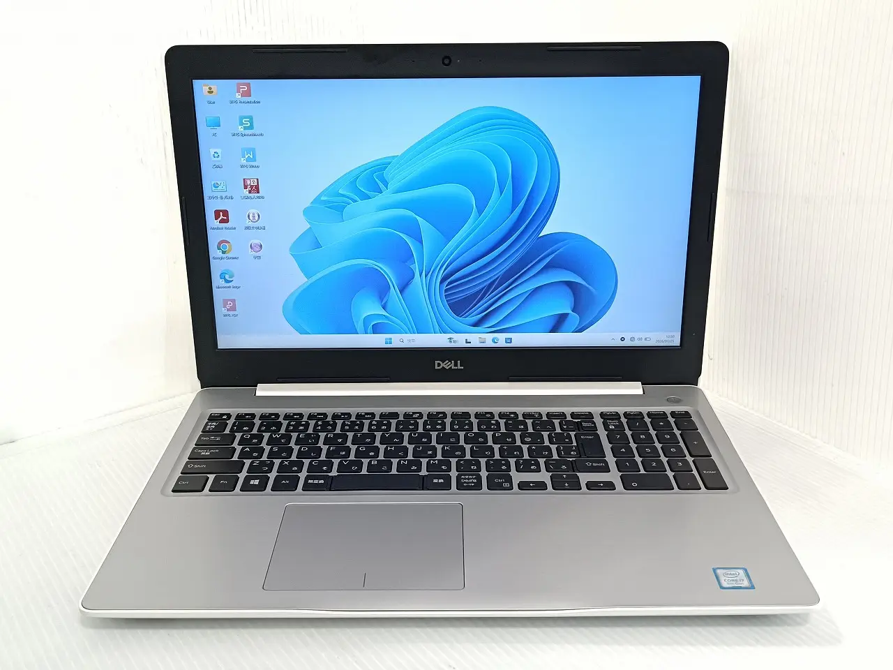 DELL Inspiron 5570 P75F001(第8世代CPU)