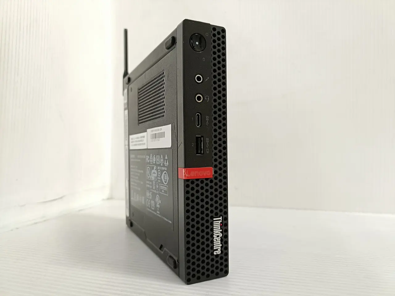 Lenovo ThinkCentre M720q(第9世代CPU)