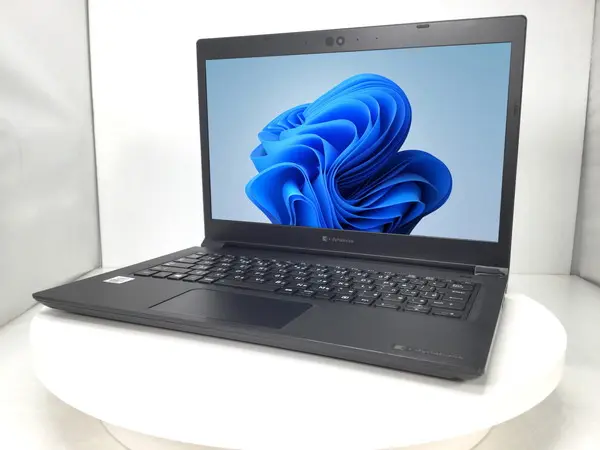 東芝 dynabook S73/FR（第10世代CPU）