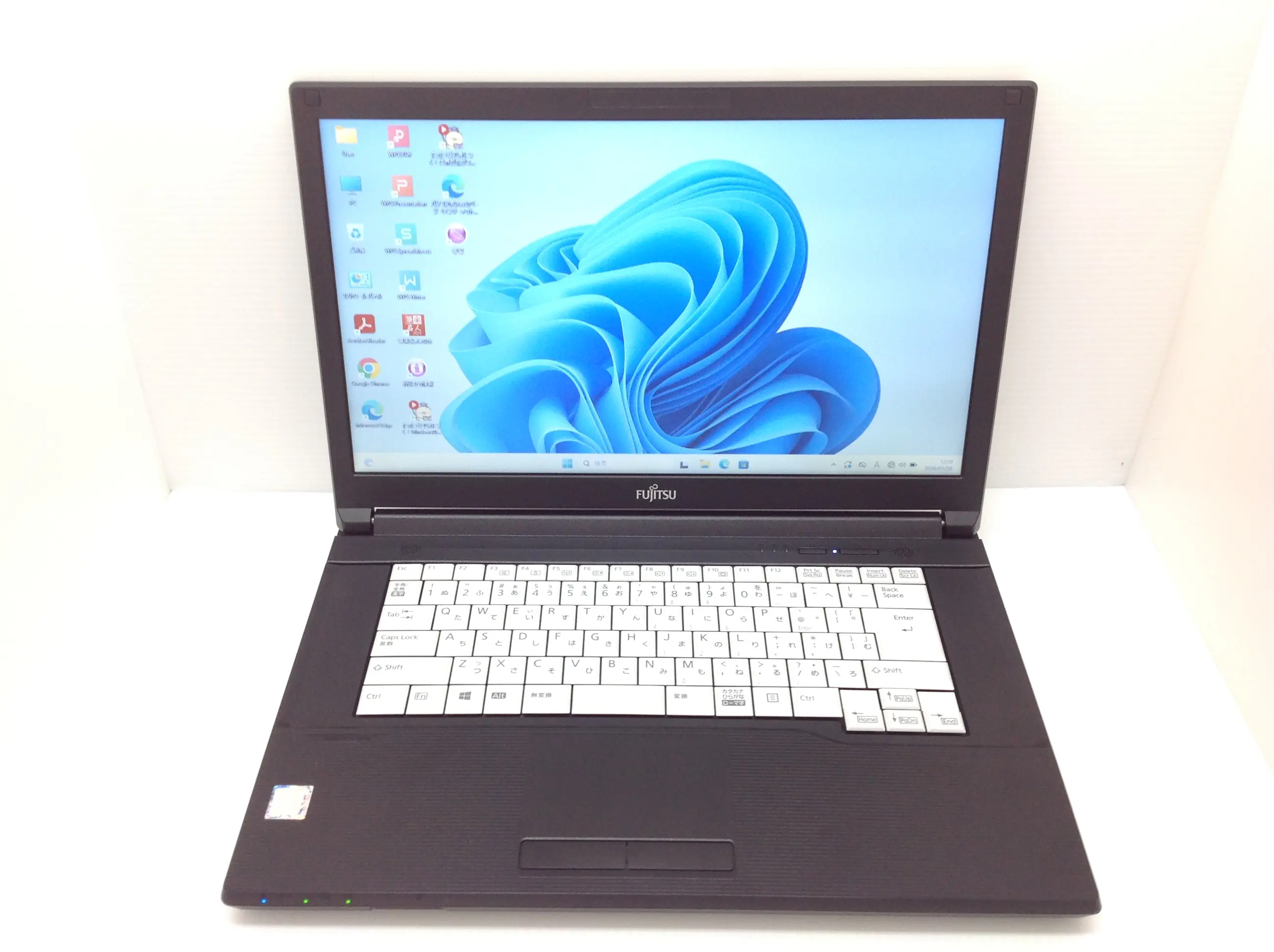 富士通 LIFEBOOK A579/B Win11Pro・SSD・テンキーなしモデル