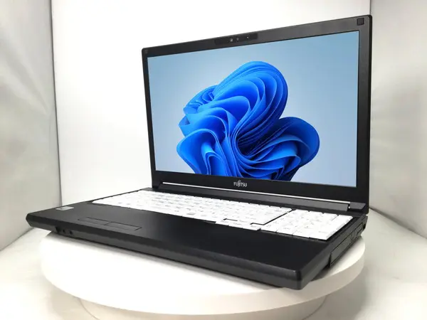 富士通 LIFEBOOK A5510/F（第10世代CPU）