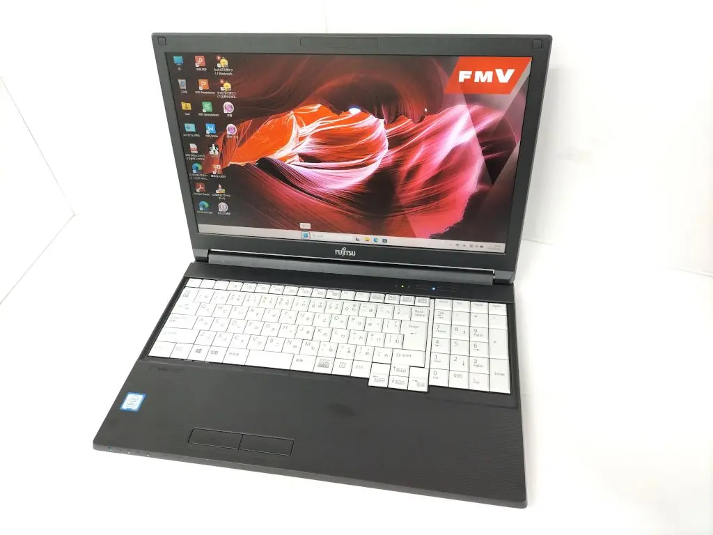富士通 LIFEBOOK A579/B （第8世代CPU）