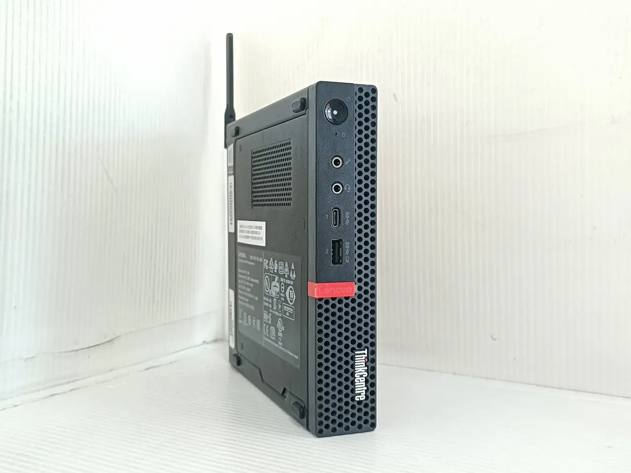 Lenovo ThinkCentre M720q(第9世代CPU)