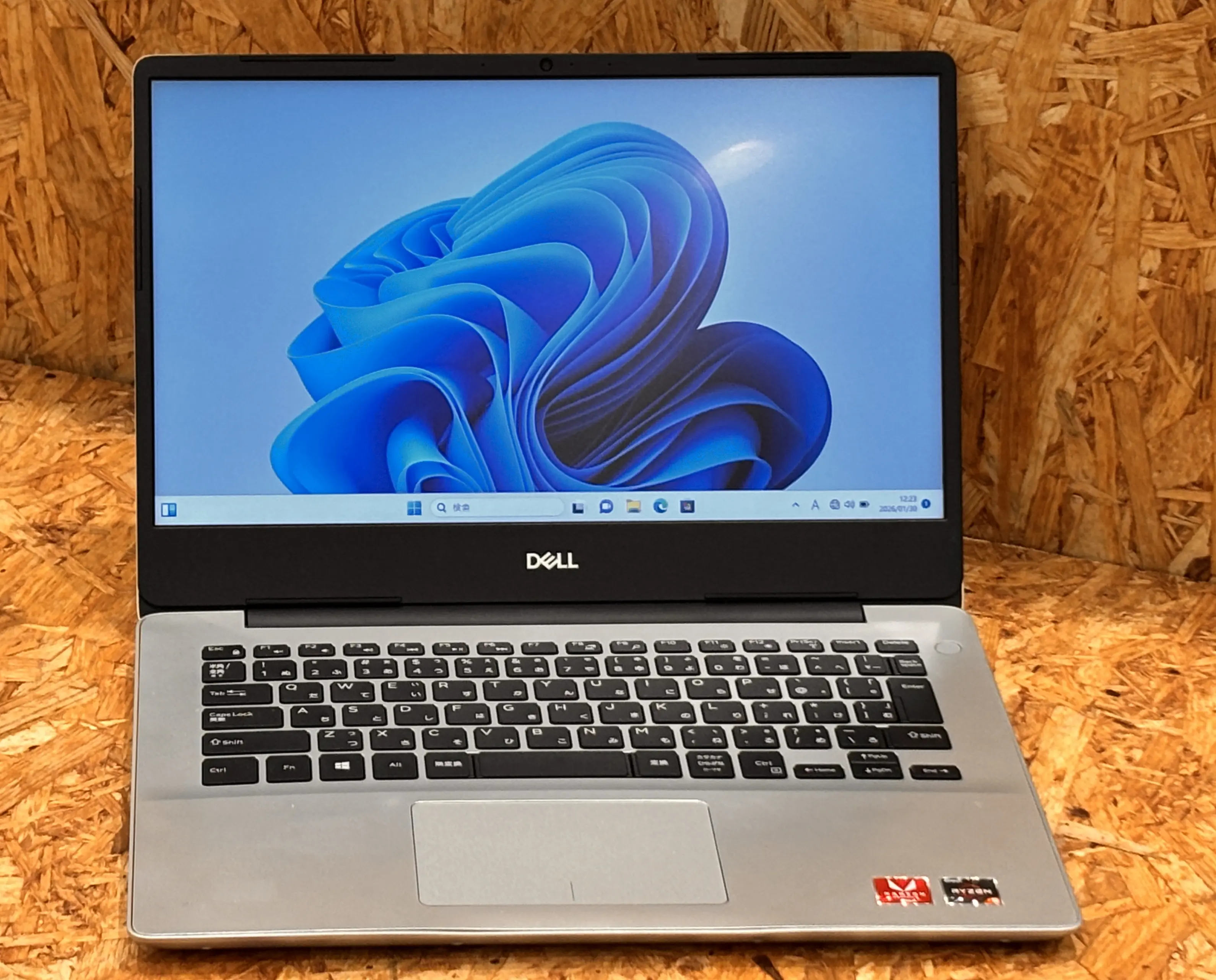 DELL inspiron 14 5480(AMDの第3世代CPU)