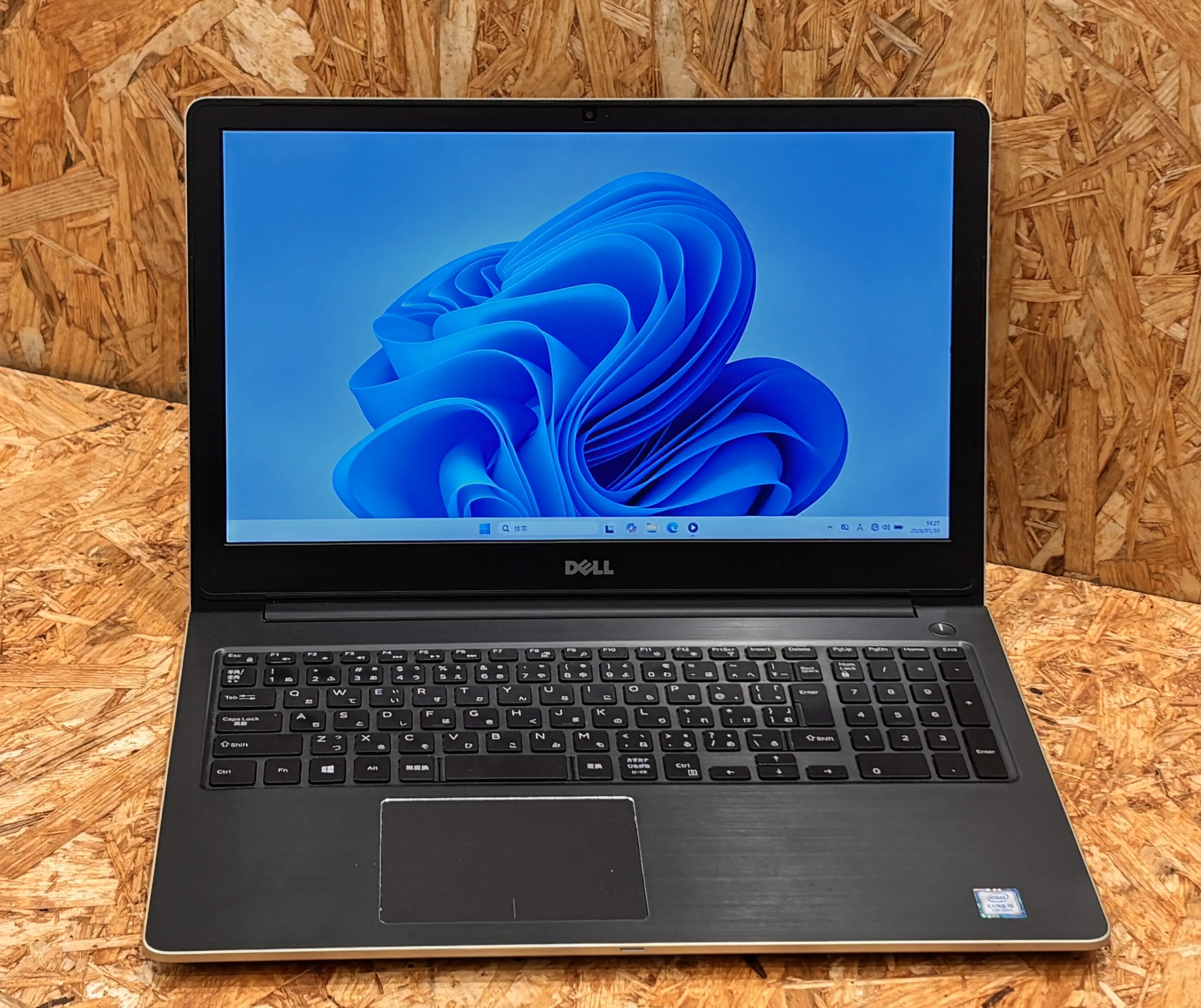 DELL Vostro 15 5568 【第7世代CPU】