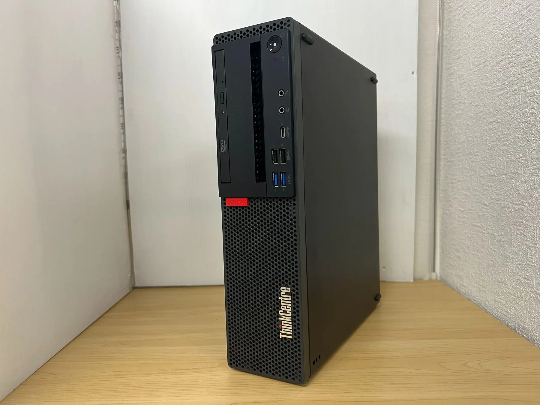 Lenovo ThinkCentre M720s Small