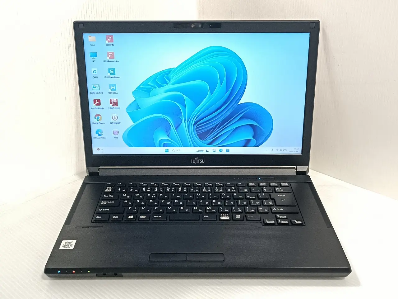 富士通 LIFEBOOK A5510/D (第10世代CPU・ﾒﾓﾘ8GB・SSD256GB)