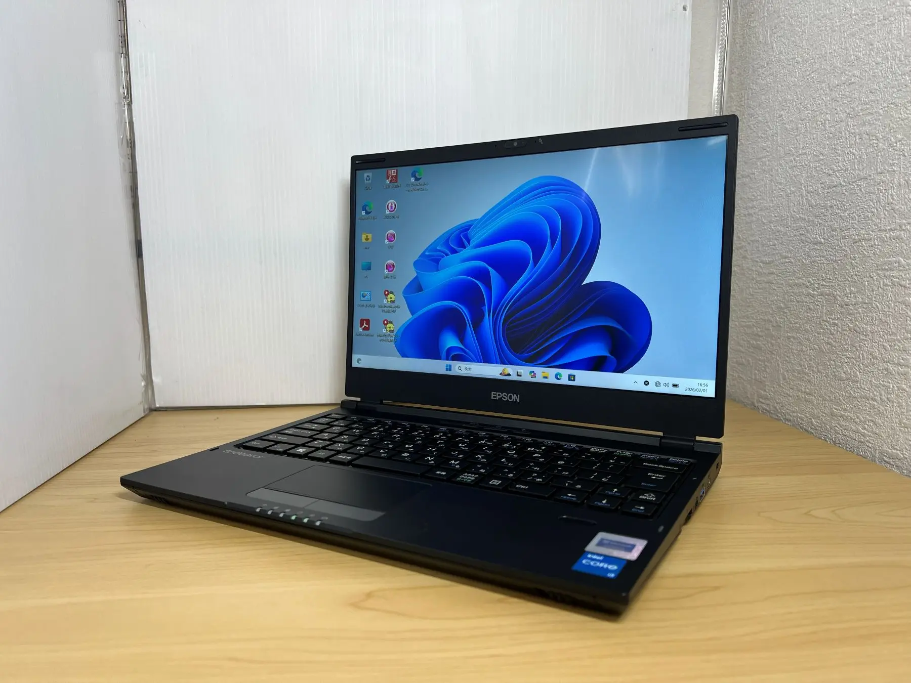 EPSON Endeavor JN521