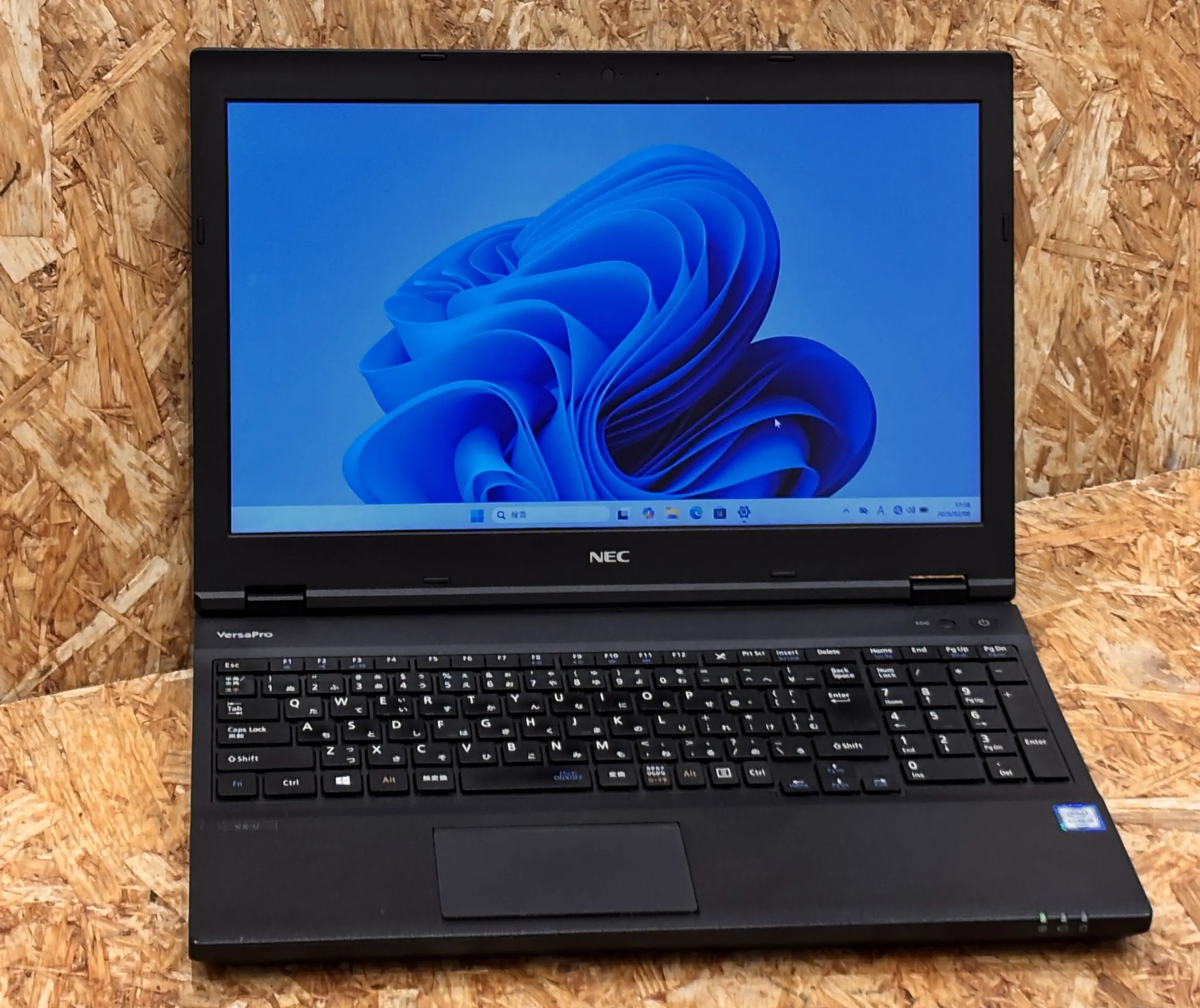 NEC VersaPro VK23LXZGU (第6世代CUP)