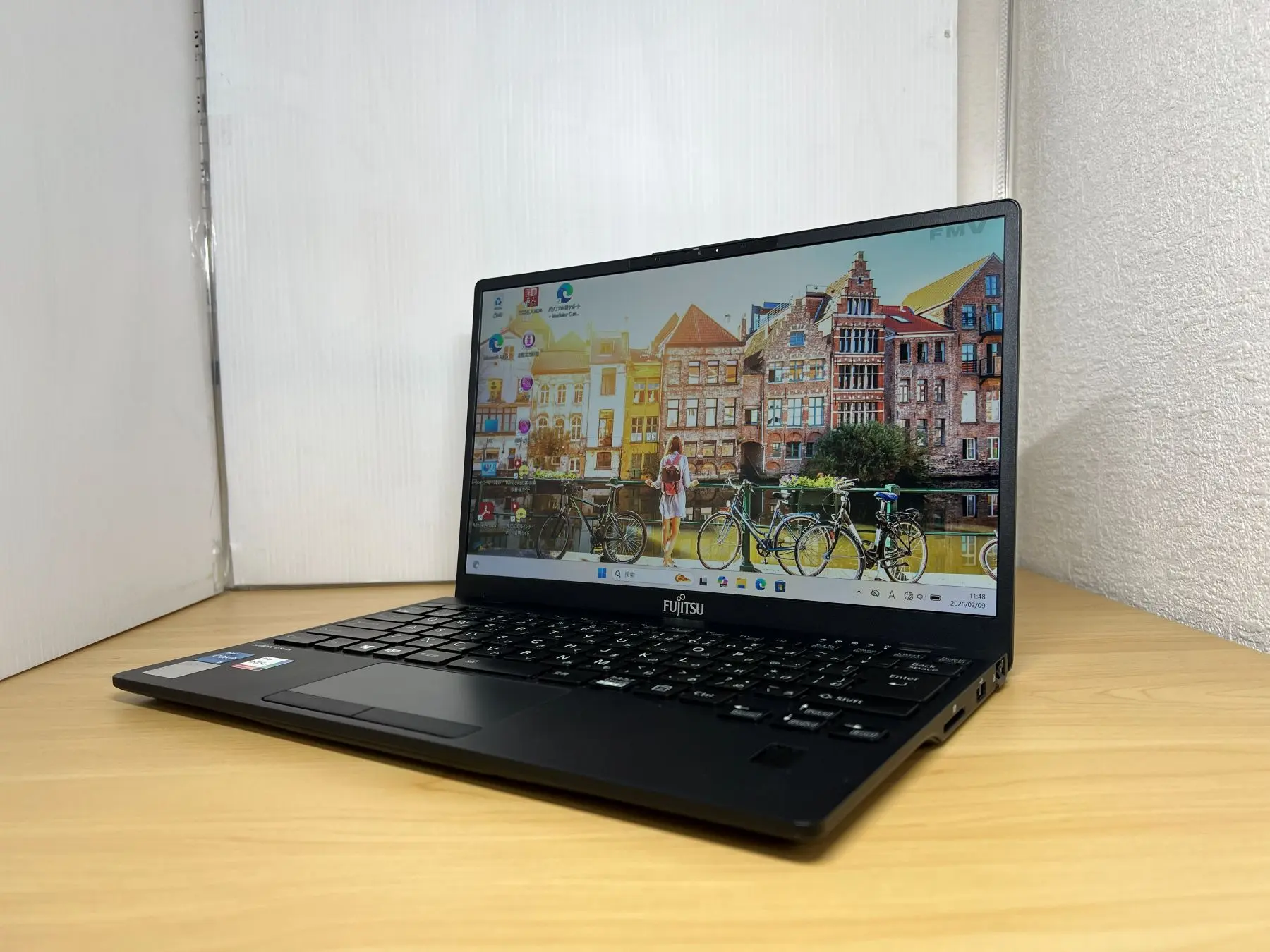 富士通 LIFEBOOK U9311/F