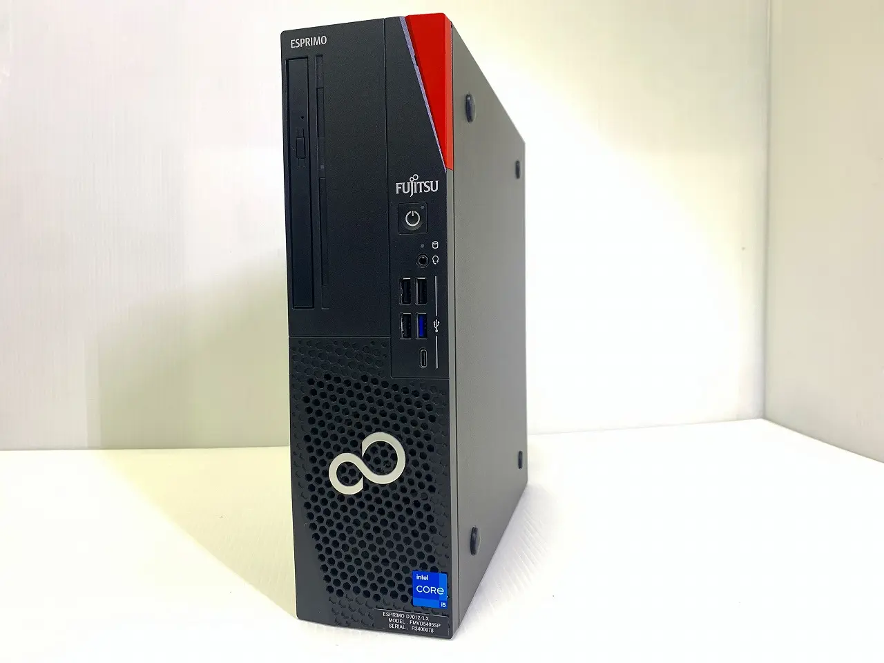 富士通 ESPRIMO D7012/LX (2023年製富士通デスクトップPC)