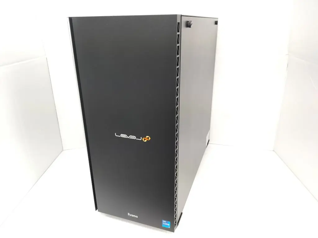 UNITCOM ILeDXs-R959-L117 （第11世代CPU）