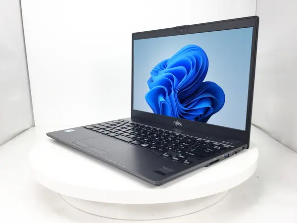 富士通 LIFEBOOK WU2/C2（第8世代CPU）