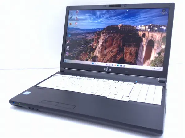 富士通 LIFEBOOK A748/S