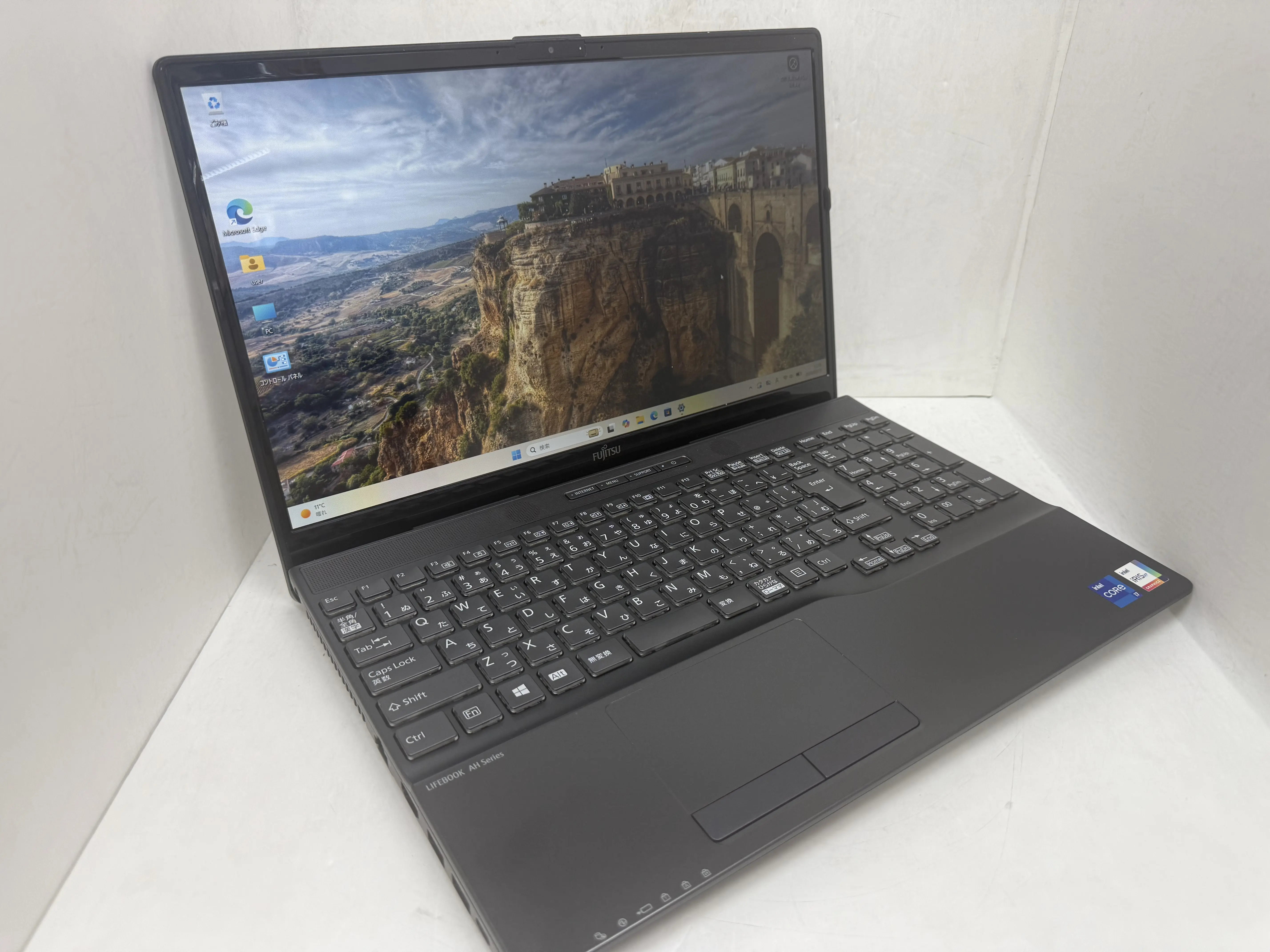 FUJITSU LIFEBOOK AH AH53/E3（第11世代Corei7）
