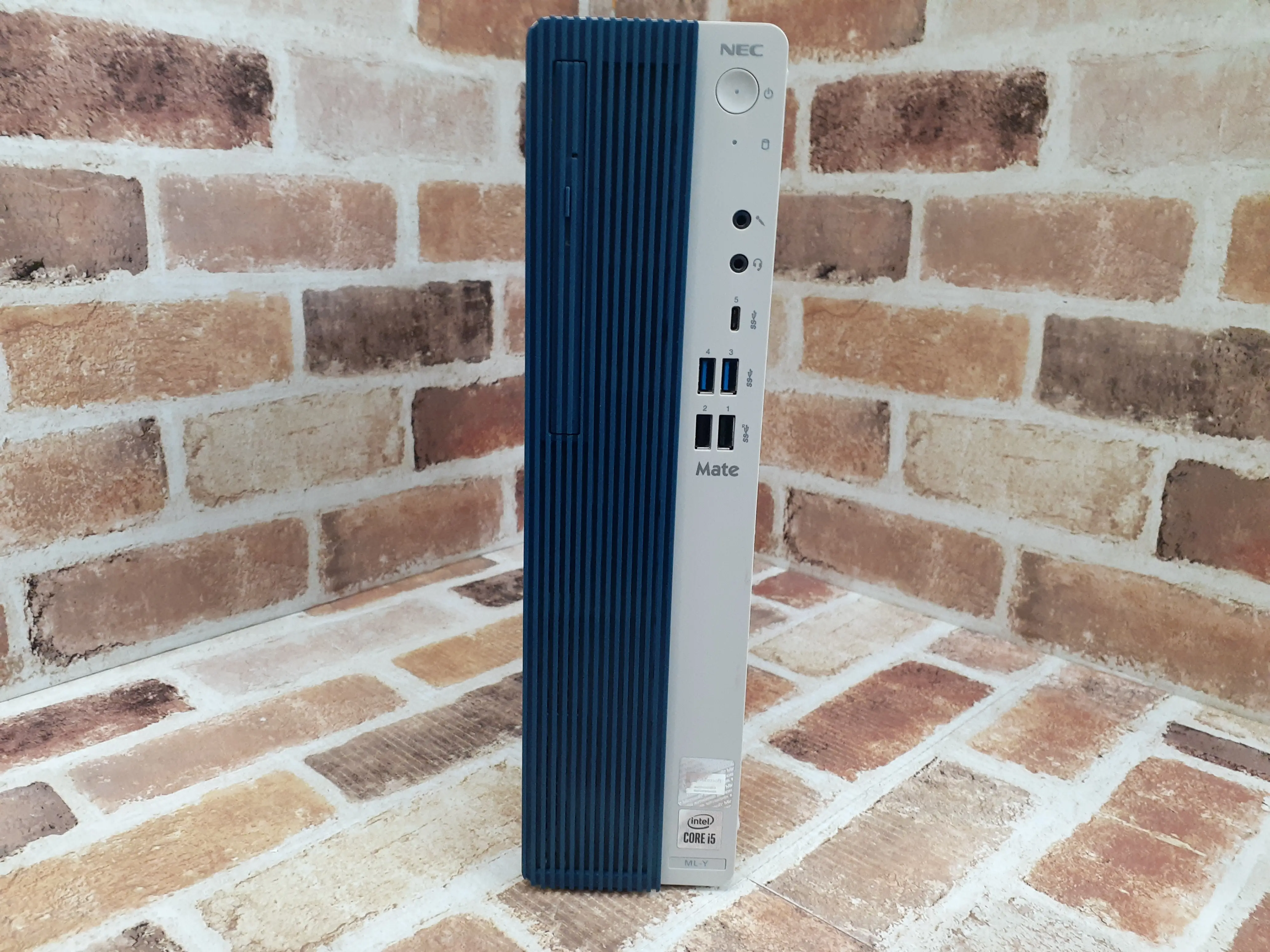 NEC　PC-MRT29（i5・第10世代CPU）