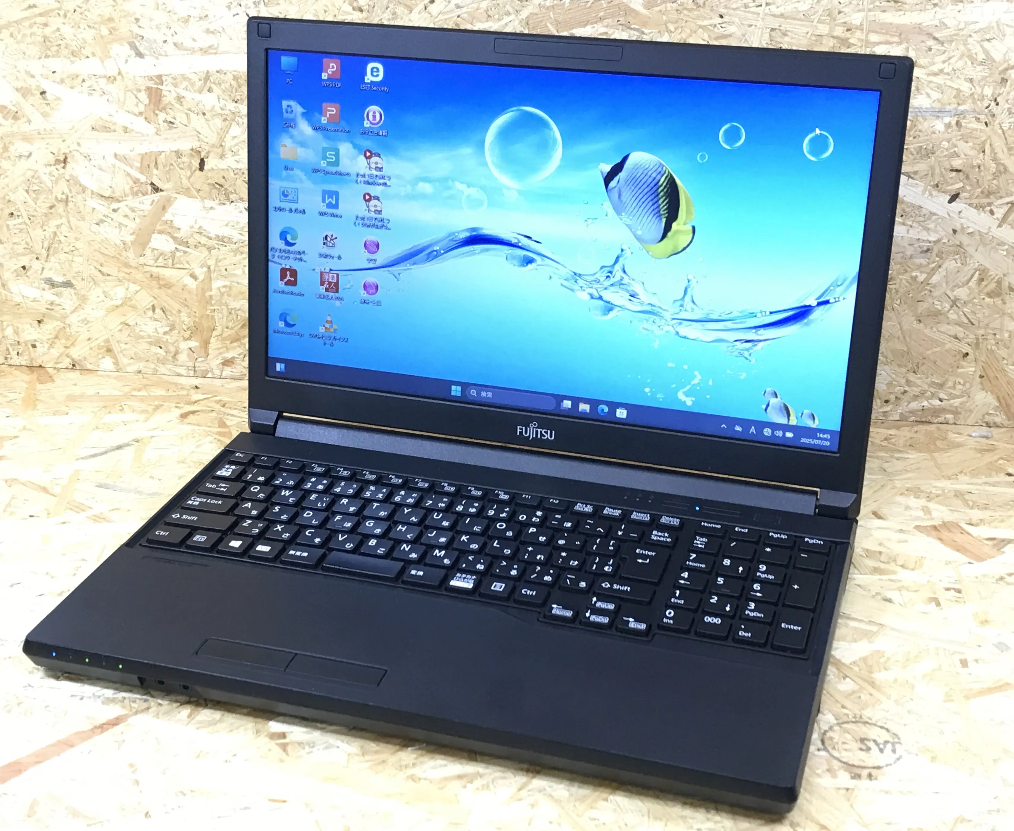富士通 LIFEBOOK A576/(第6世代Corei3)