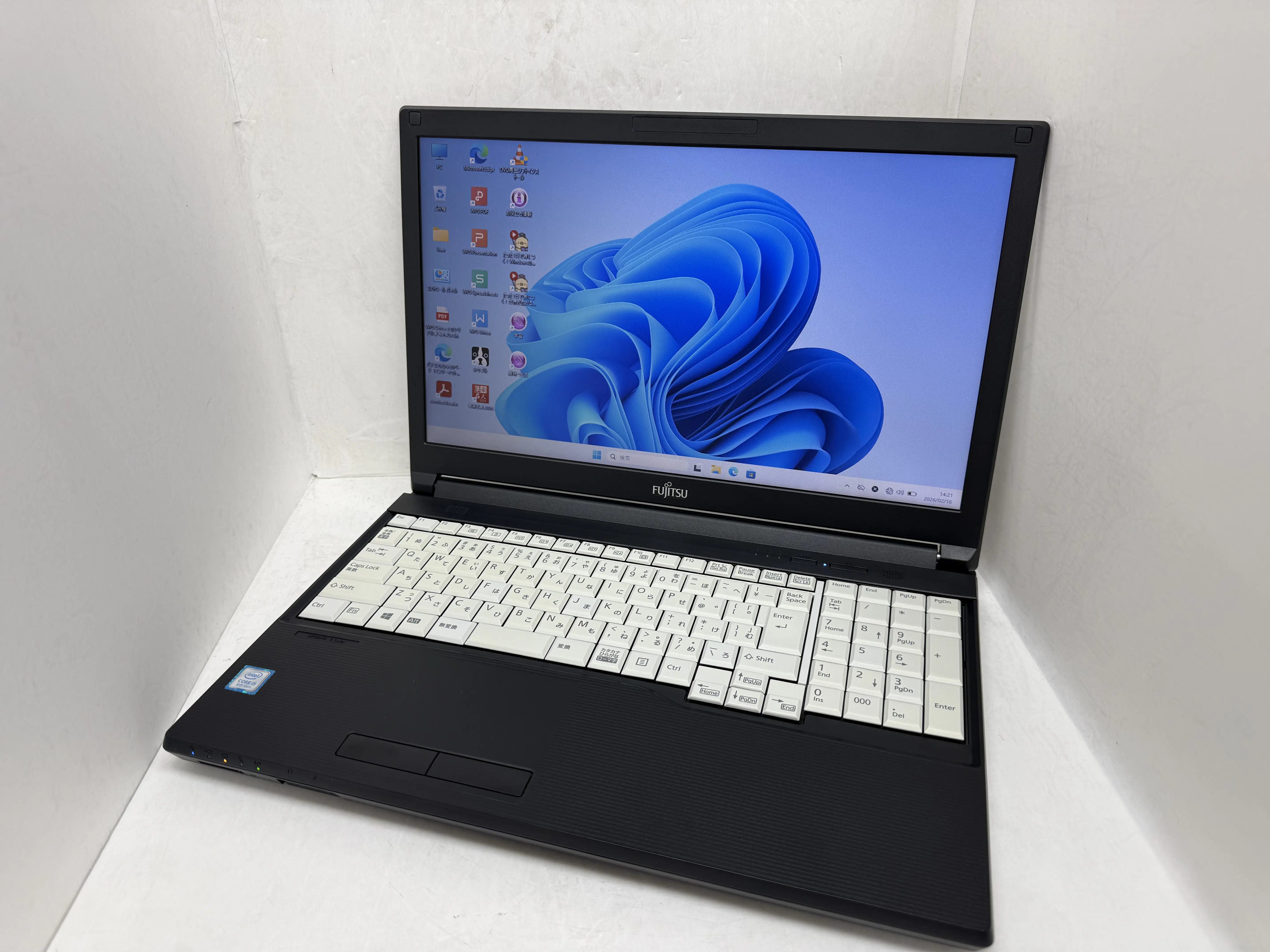 FUJITSU LIFEBOOK A749/A（第8世代Corei5）