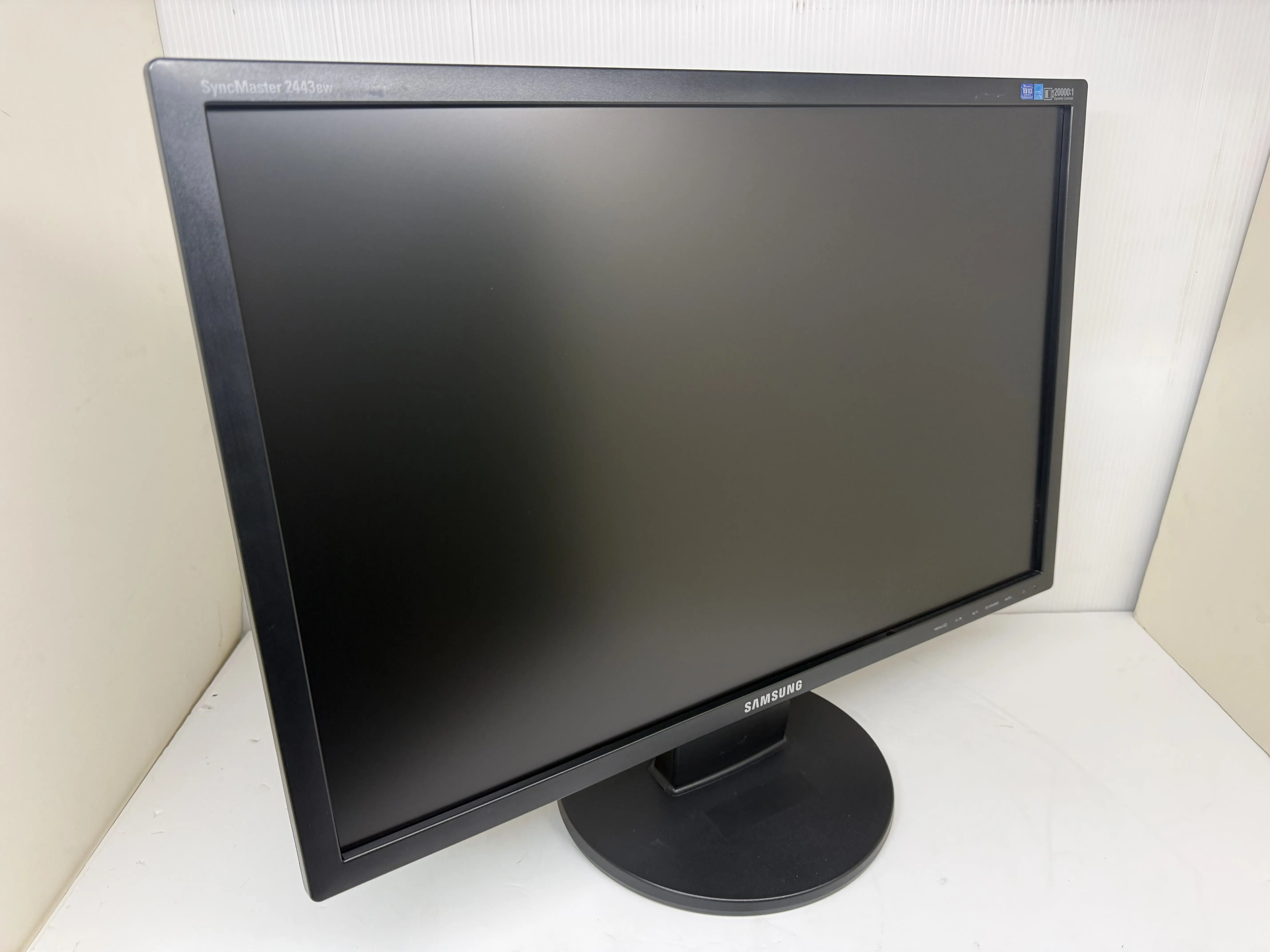 SAMSUNG syncMaster 2443BW（1920x1200