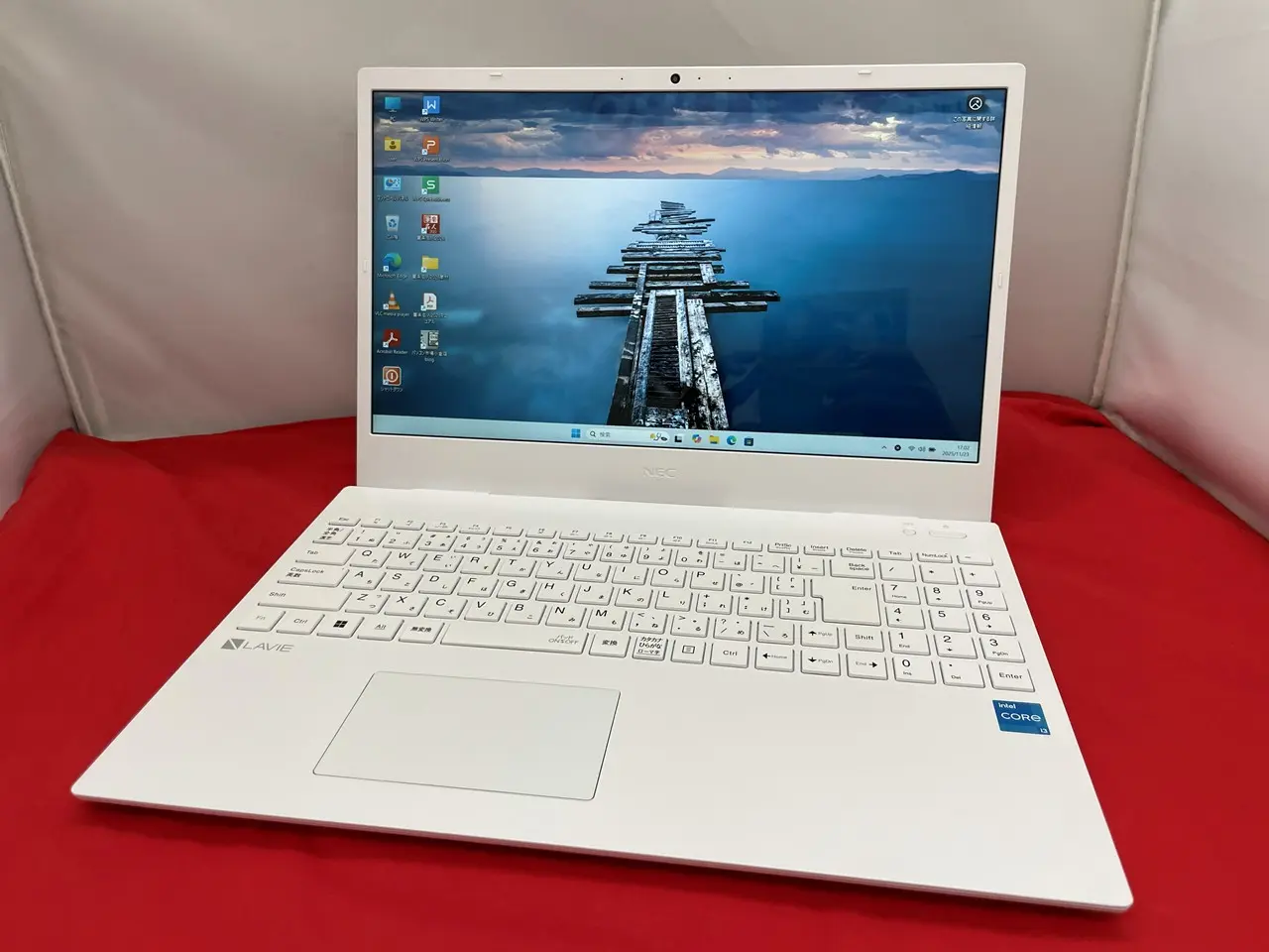 NEC LAVIE N15 N1535/GAW (第11世代CPU)