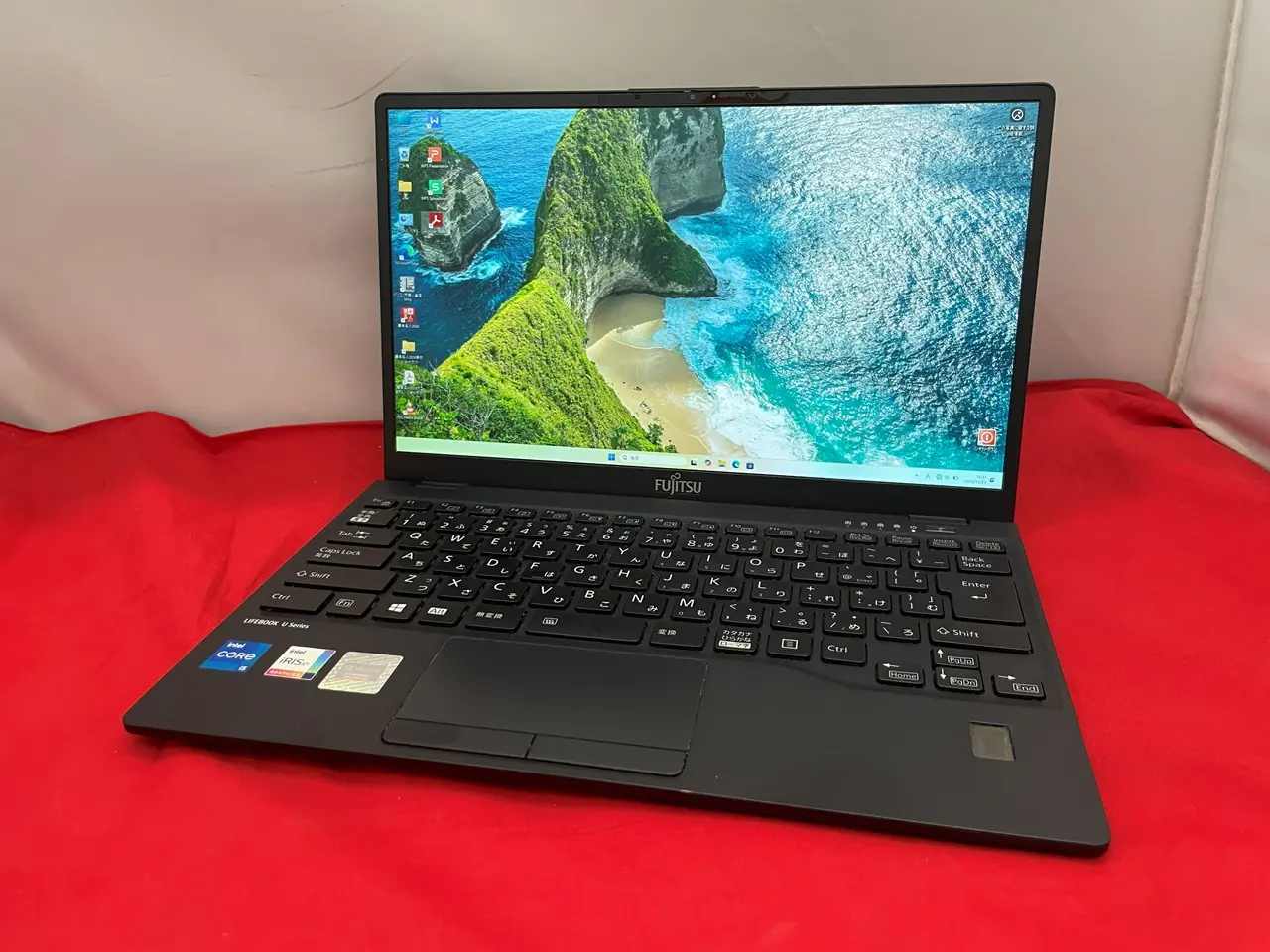 富士通 LIFEBOOK U9311/F（第11世代CPU）