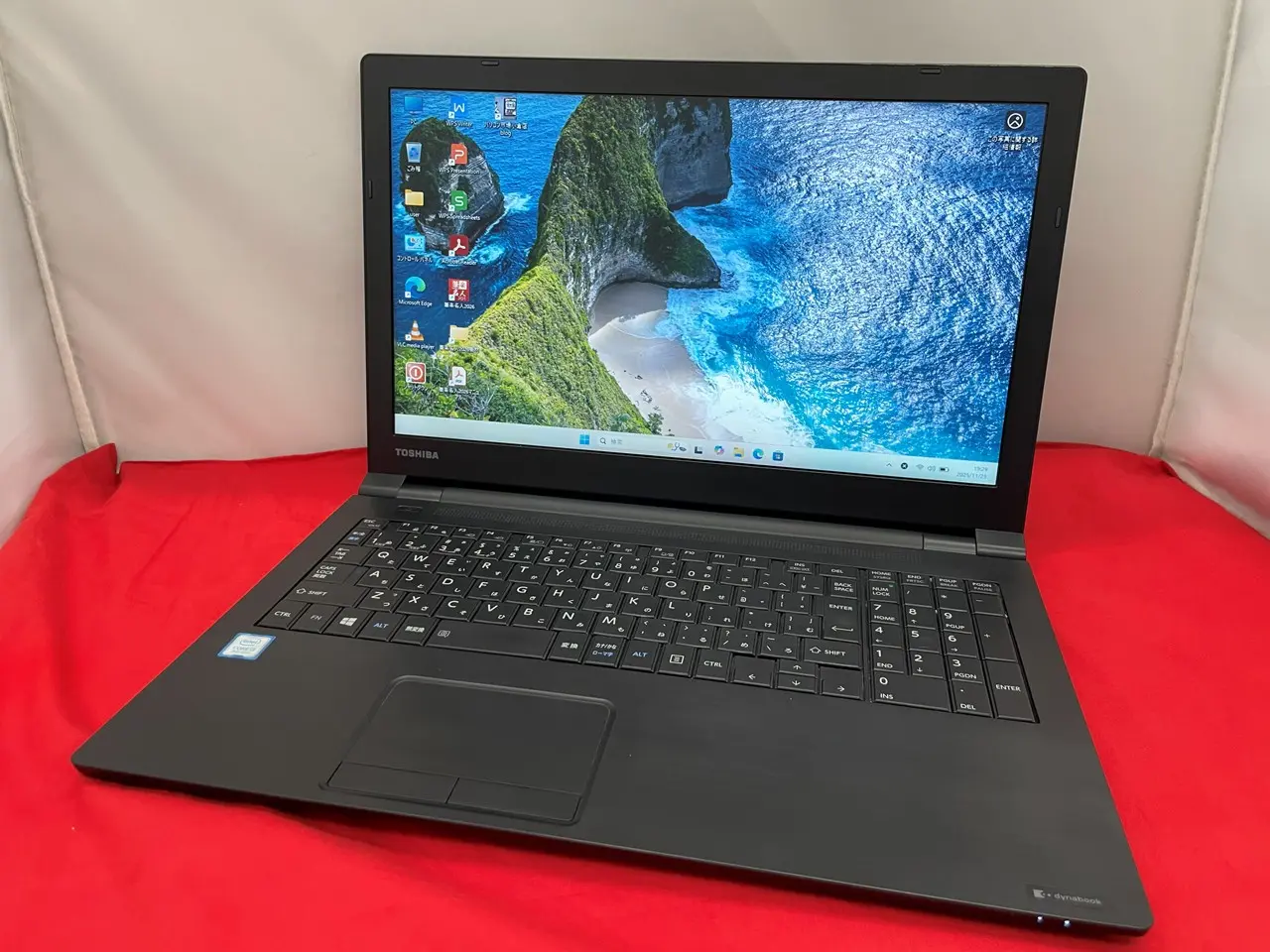 東芝 dynabook B65/M (第8世代CPU)