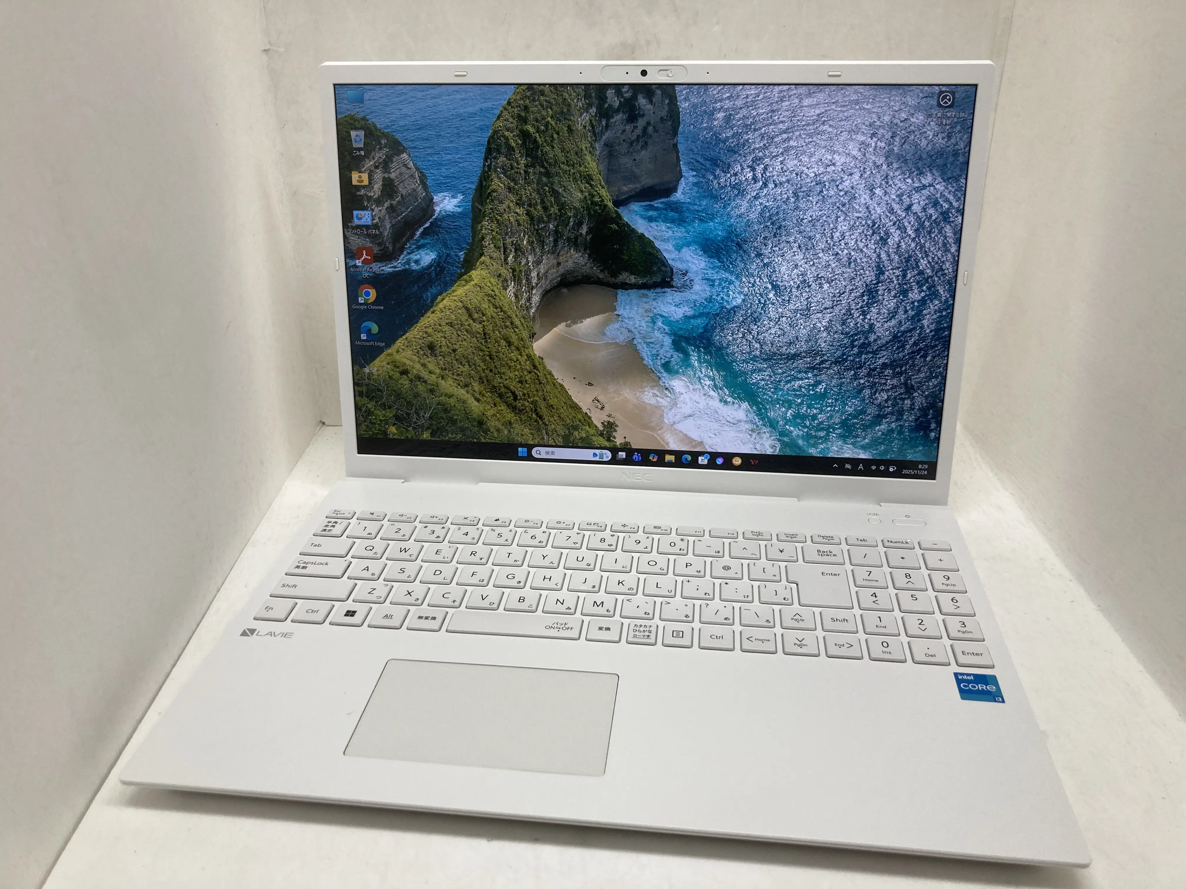 NEC PC-N1635HAW-E3（第12世代Corei3）