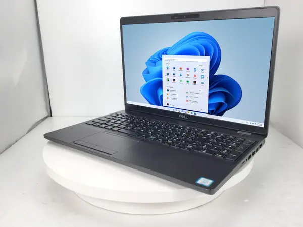 DELL Latitude 5500（第8世代CPU）