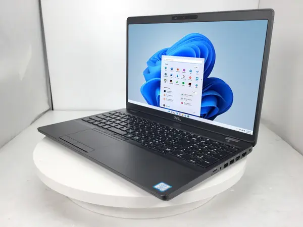 DELL Latitude 5500（第8世代CPU）