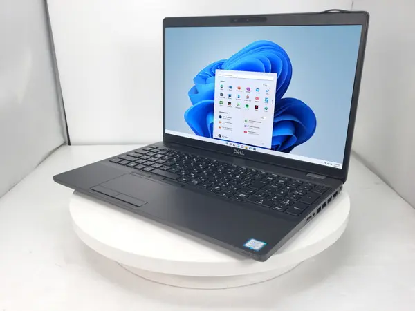 DELL Latitude 5500（第8世代CPU）