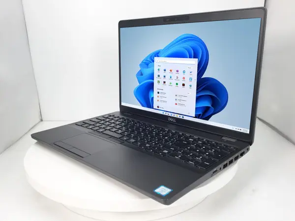 DELL Latitude 5500（第8世代CPU）