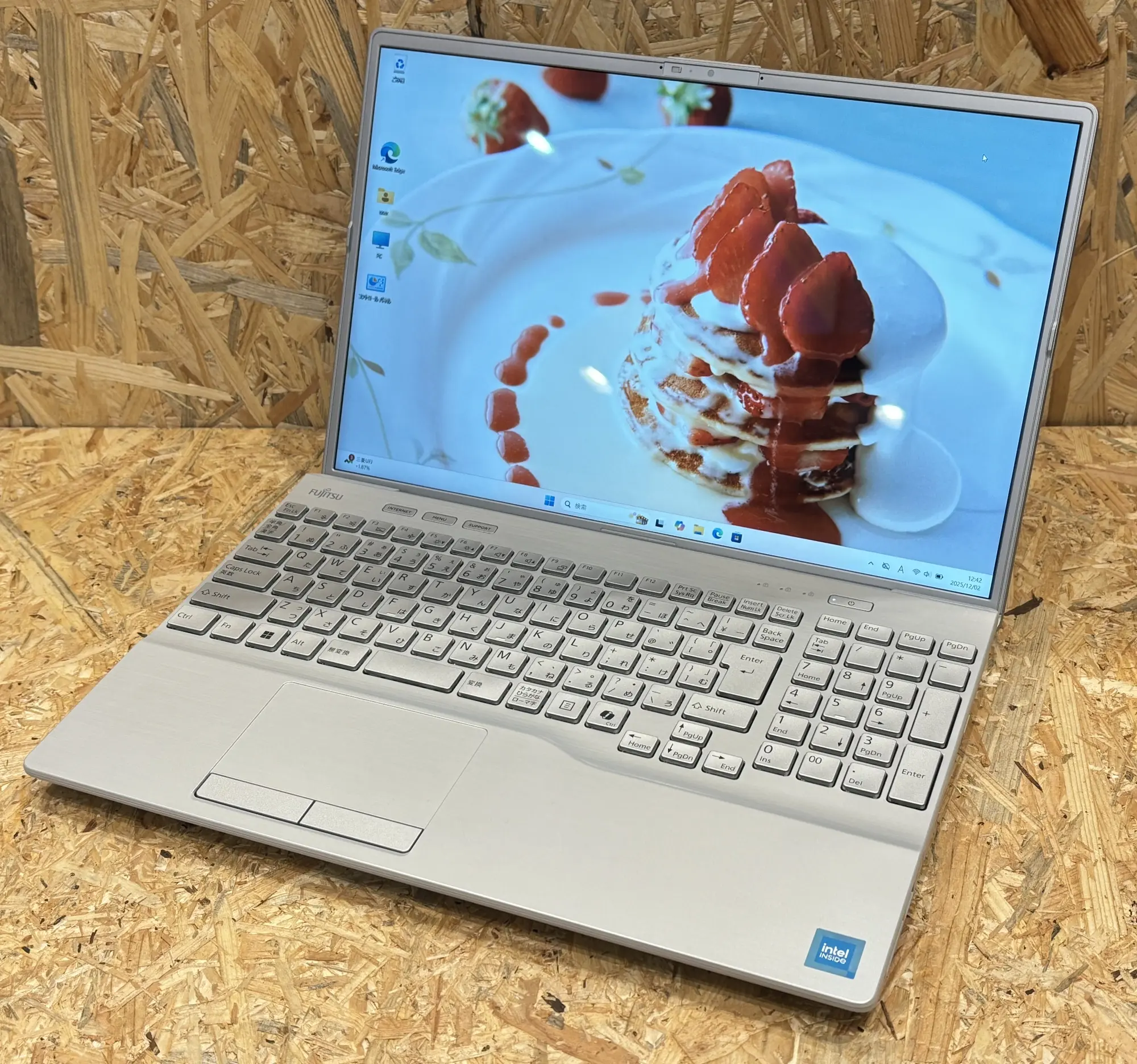 富士通 LIFEBPPK AH40/HSJ2「エントリーノートPC向けの第12世代（Alder Lake-U）低消費電力CPU」