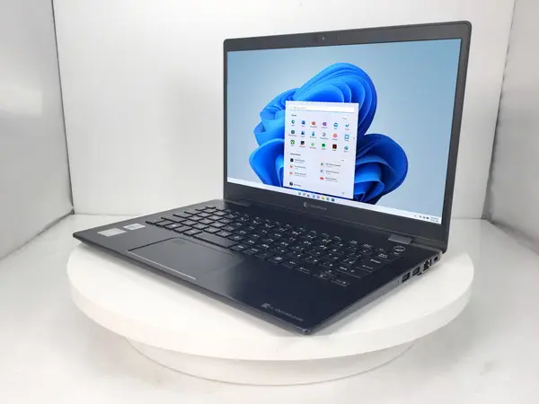 東芝 dynabook G83/FP（第10世代CPU）
