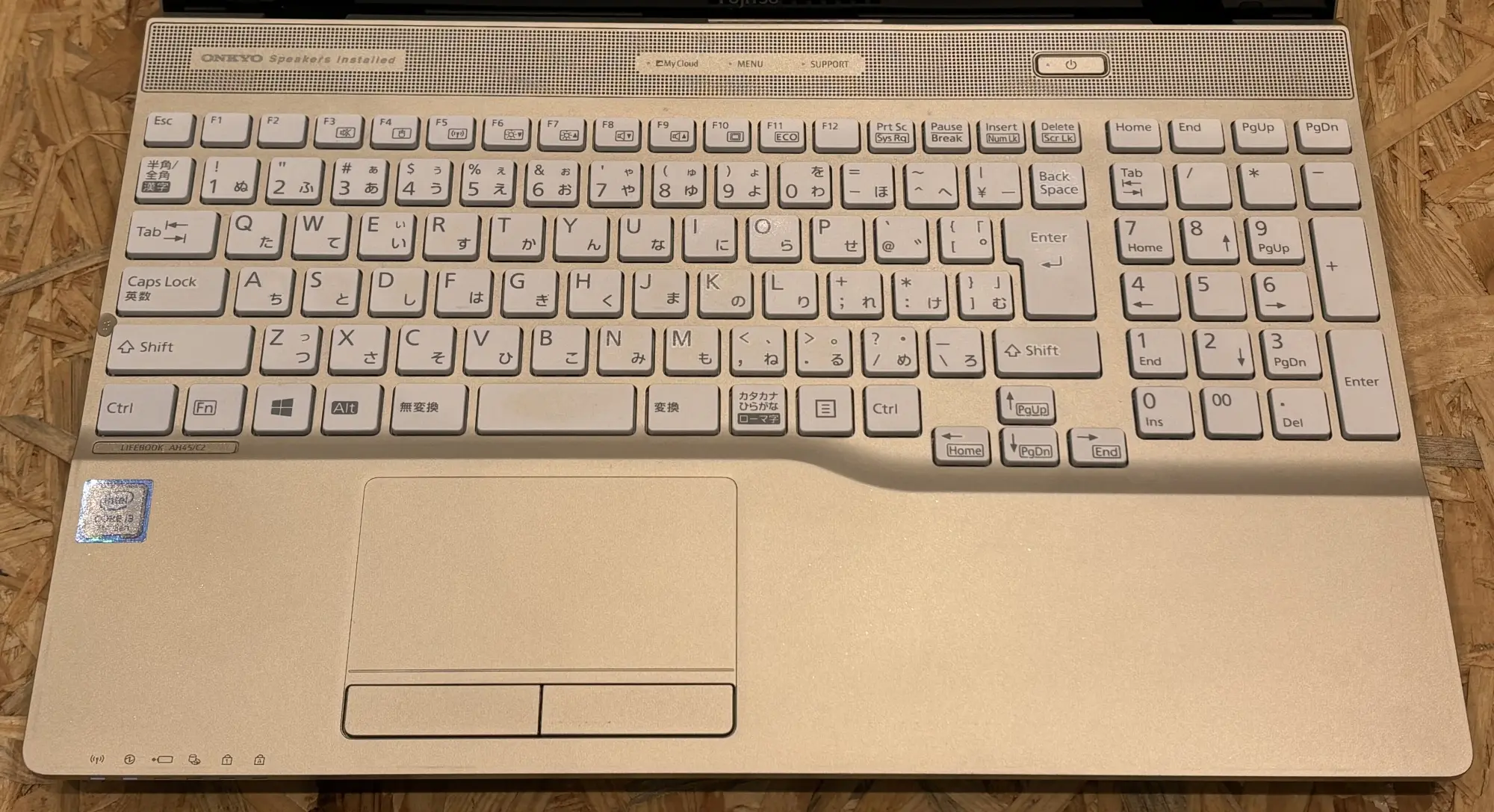 富士通 LIFEBOOK AH45/C2 (CPU:Core i3 7100U 2.4GHz/メモリ:8GB/SSD