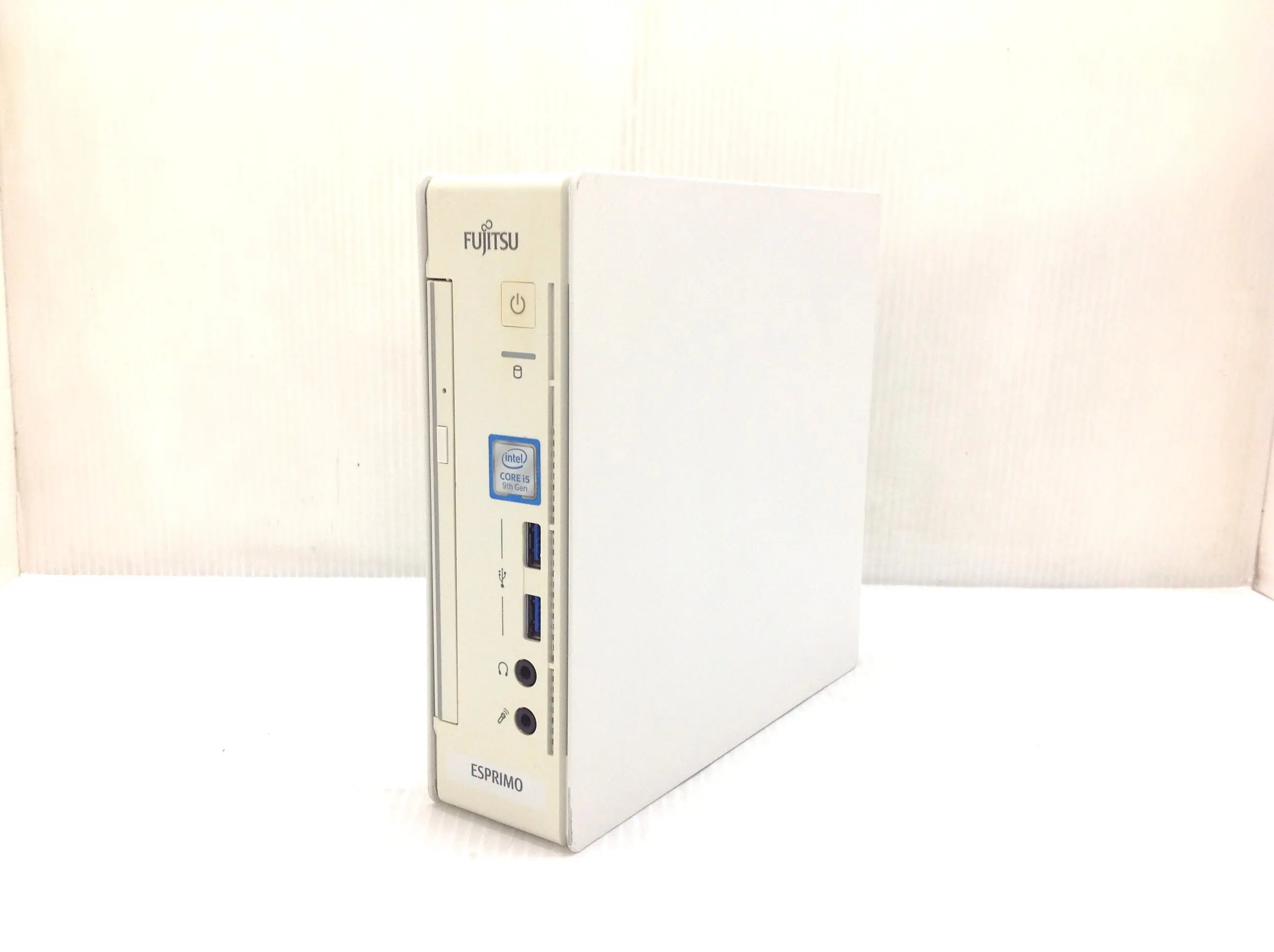 富士通 ESPRIMO Q558/B Win11・SSDモデル