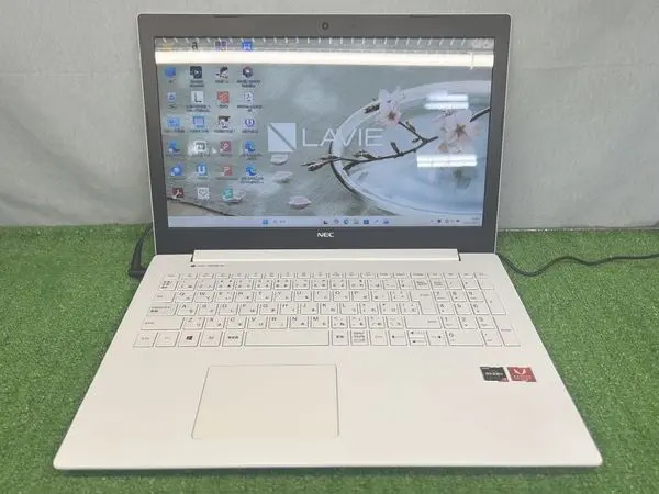 NEC LAVIE NS600/MAW-E3