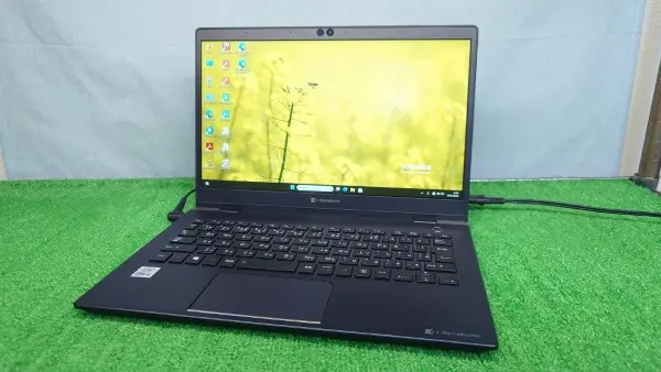 dynabook G83/FU